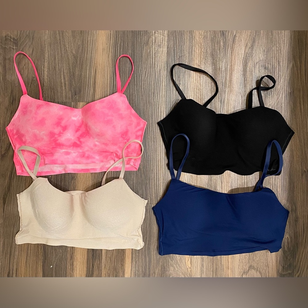 Victoria’s Secret PINK Women’s Wireless Lightly Lined Bra Bralette Lot of 4